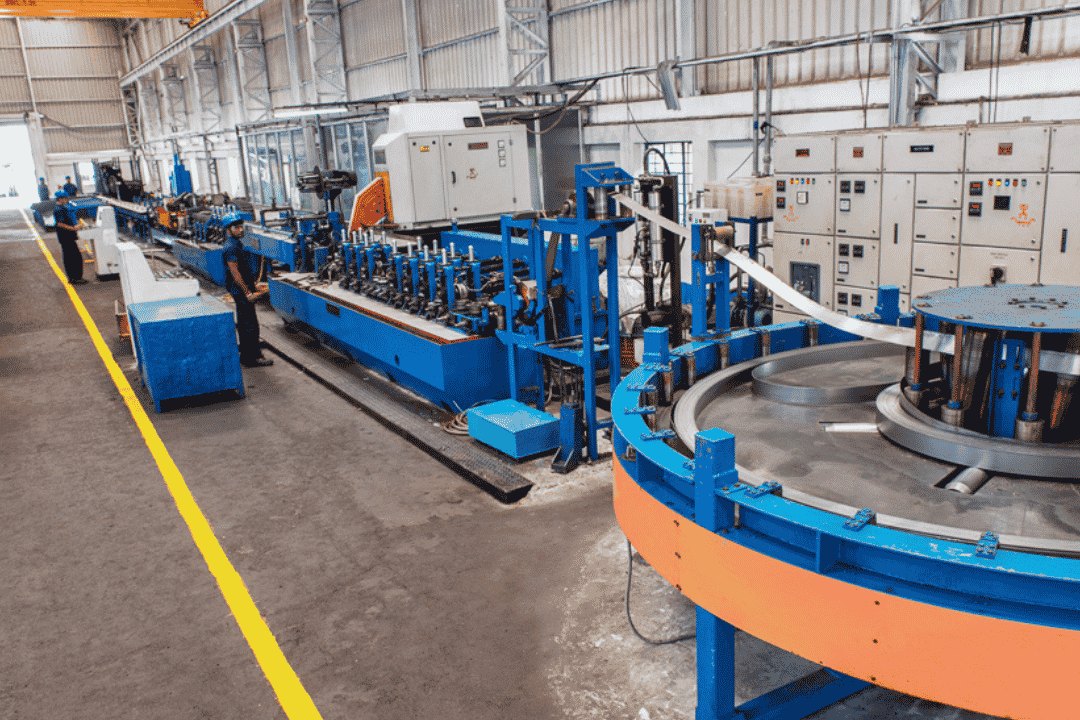 ERW tube mill line in production